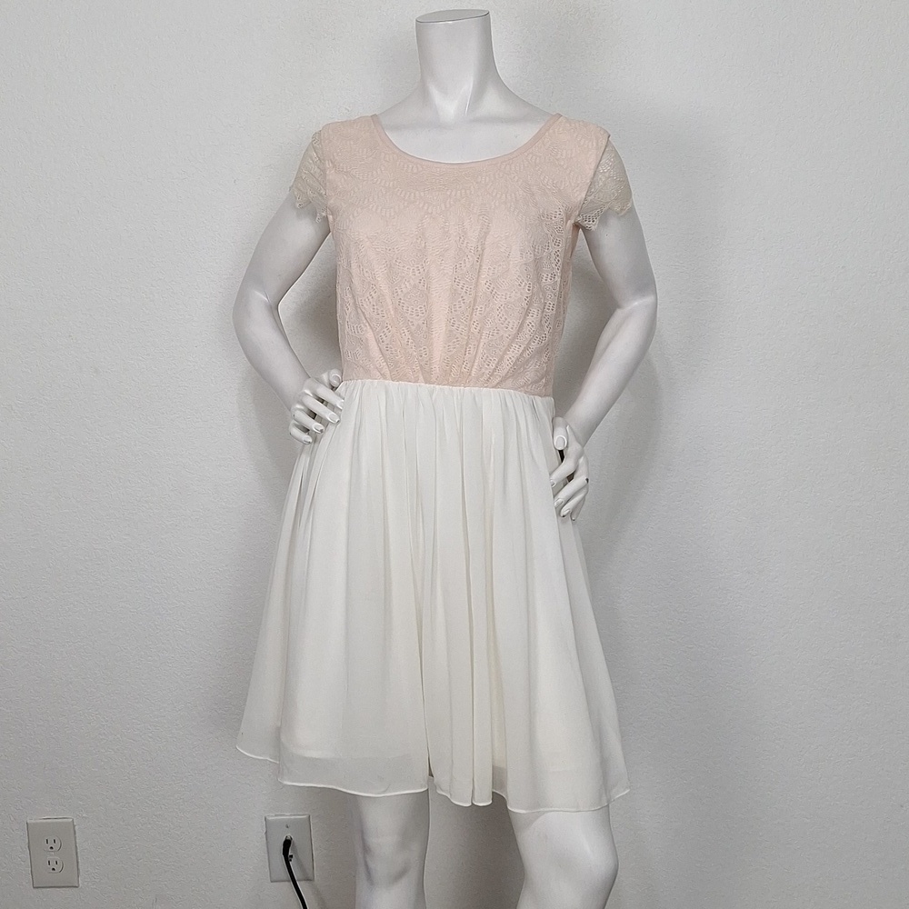 Minuet Pink Coquette Feminine Lace Bodice Cream Skirt Fit & Flare Dress Size L